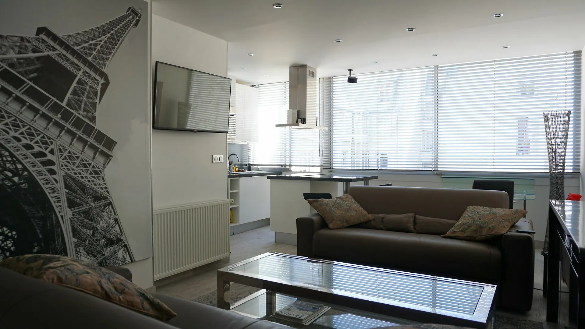Faubourg Saint-Honore - Studio - Paris 8 Appartement